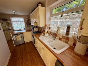 Kitchen- click for photo gallery
